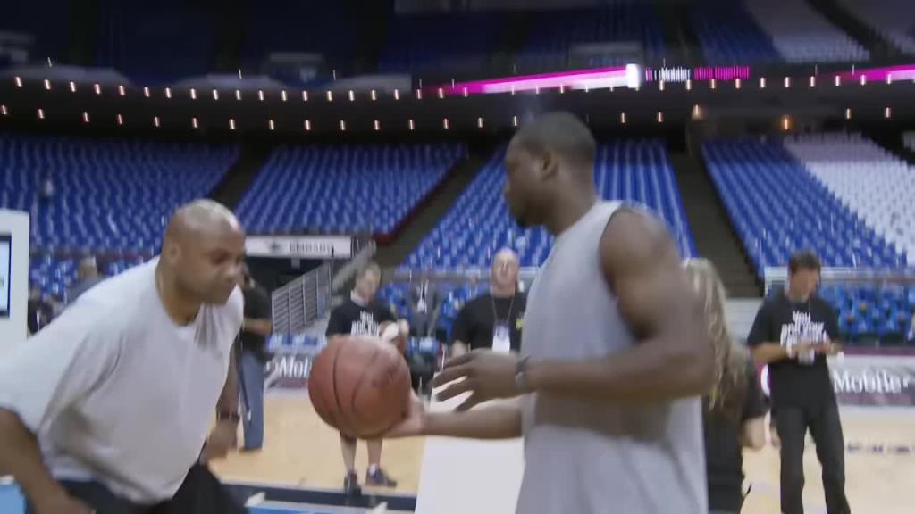 這單挑吧友們看過嗎？韋德vs已經(jīng)飛不起來的“飛豬”巴克利