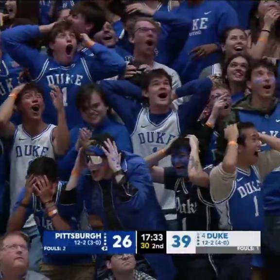 正面滑翔隔扣一條龍！弗拉格這身體條件，把全場球迷都驚呆了