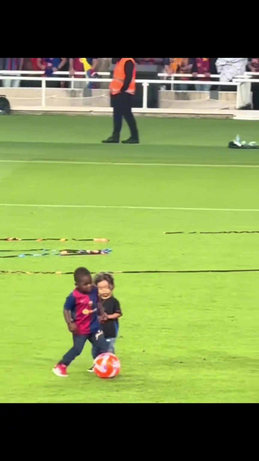 他居然會(huì)穿襠了？小小亞馬爾，天賦初顯！