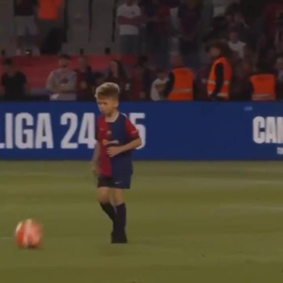 你爹還是你爹,3C用腳后跟擋出兒子的倒掛金鉤!