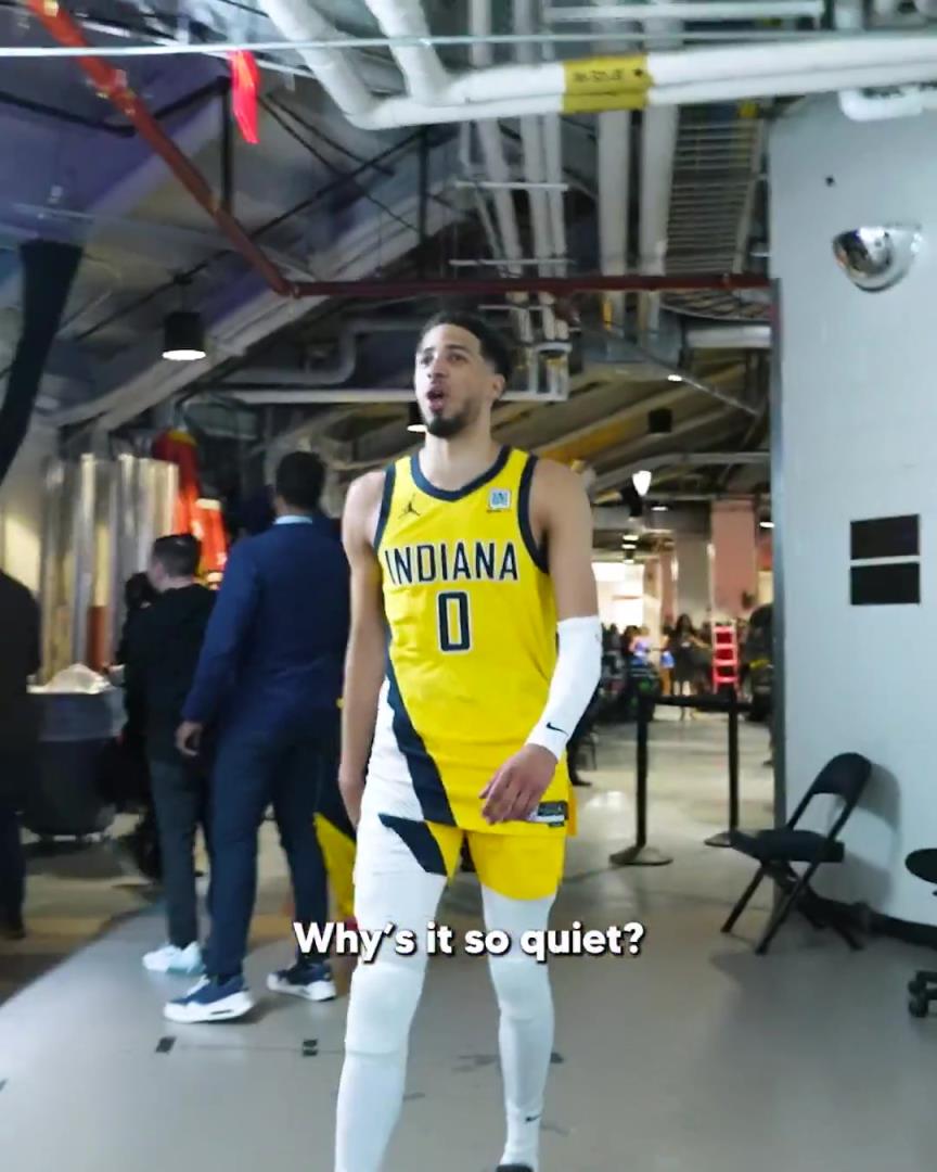 讓他裝到了哈利伯頓賽后離場大喊：為什么這么安靜啊？？！