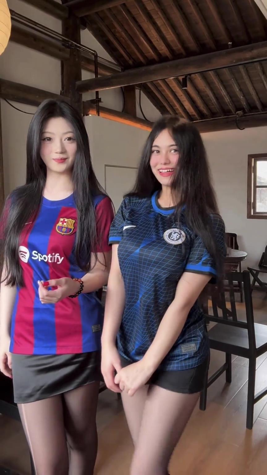 支持巴薩還是切爾西，好難抉擇啊