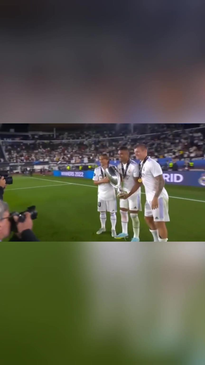 一代人青春散場!克羅斯已退役,卡塞米羅歐聯失冠,魔笛離隊!