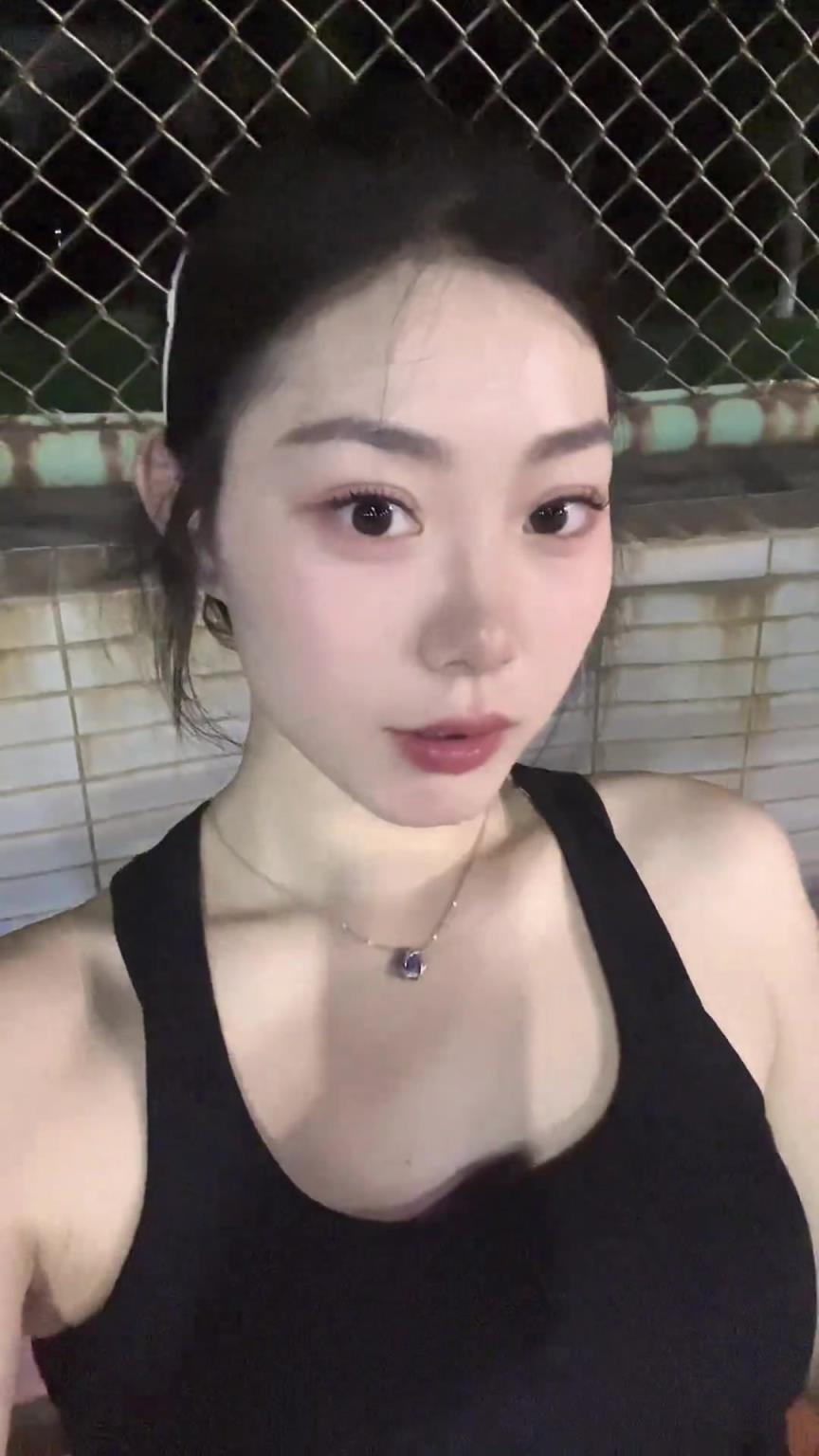 不建議女孩子這樣打球，因為容易傷到男孩子的心