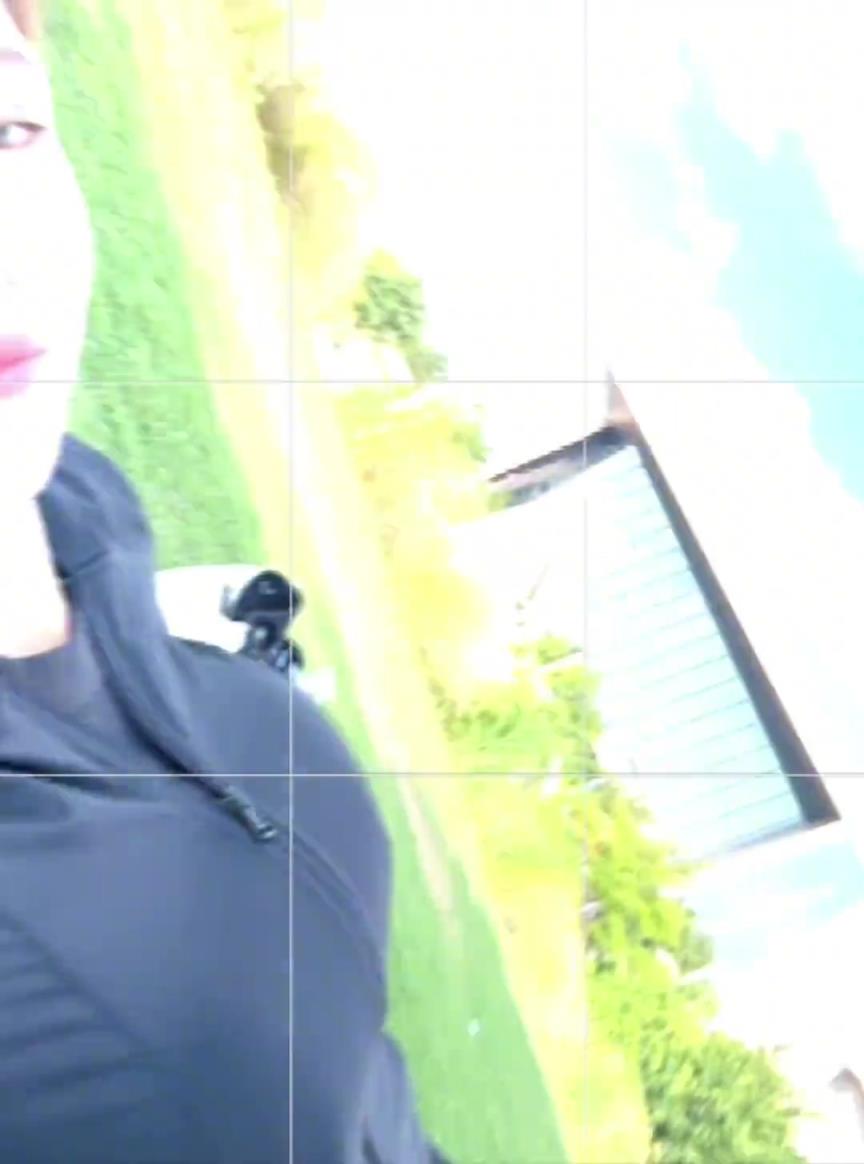 宛如少女啊！美女記者周玲安曬已達(dá)明尼蘇達(dá)并配文：G4見(jiàn)！