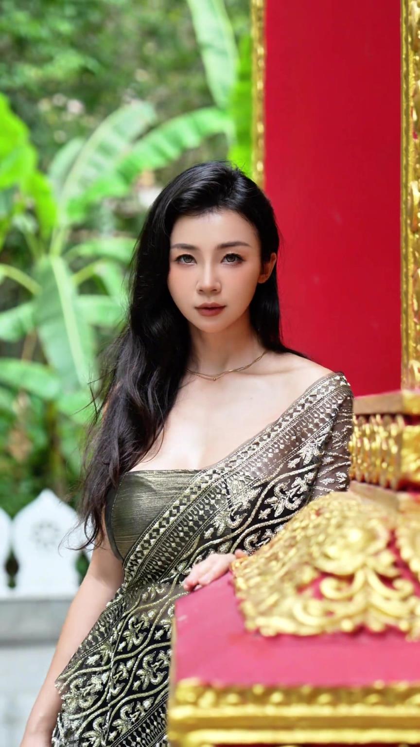 已婚了？张曼源：初来版纳还是傣妹，再来版纳已是少妇