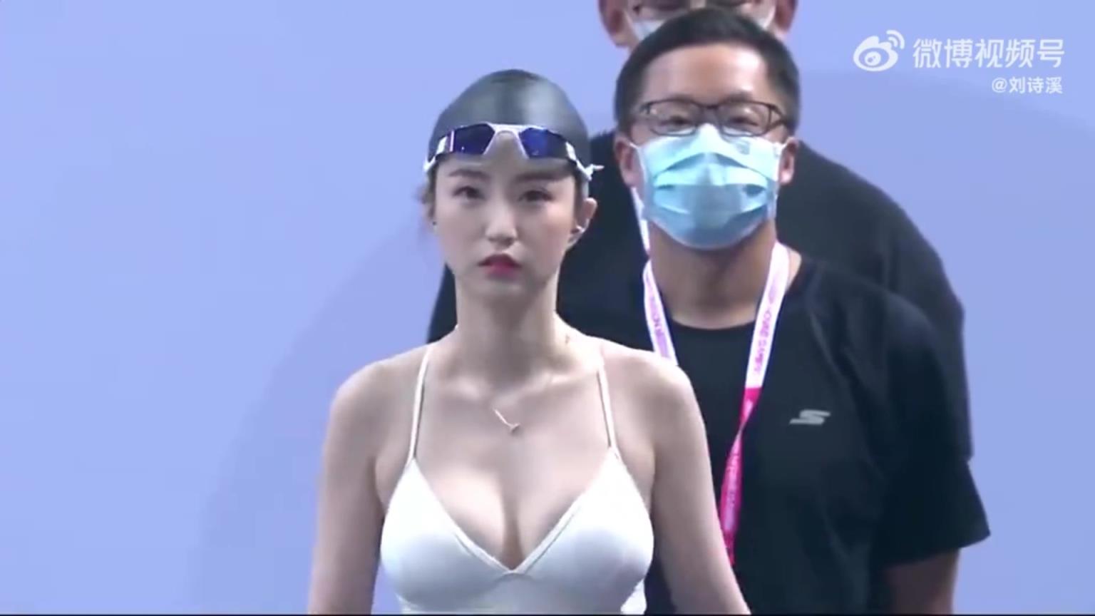 哇！企鵝女主播郭小仙兒也如此深藏不漏？