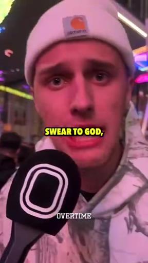 打破防了!尼克斯球迷街頭高喊:哈利伯頓,我恨你爹!法克魷!