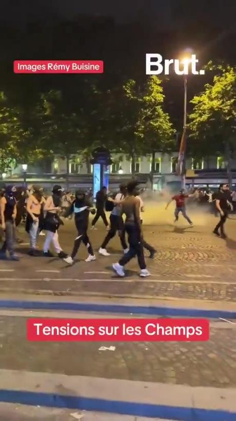 慶祝過度！巴黎極端球迷襲警致香榭麗舍大街一片混亂