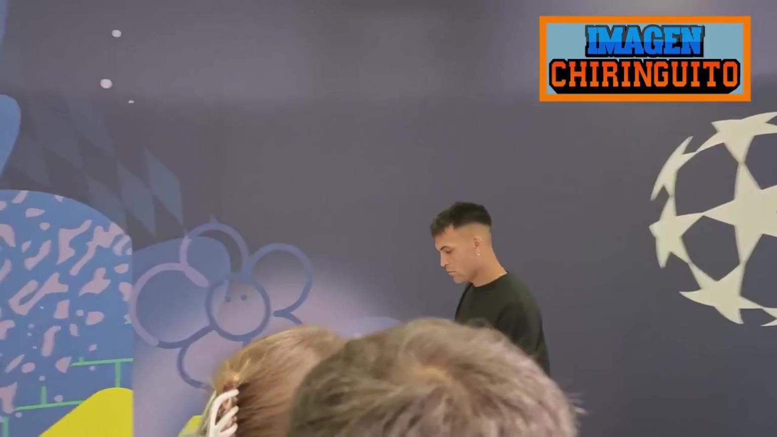 國米球員離開球場時落面色凝重，沒人愿意接受采訪