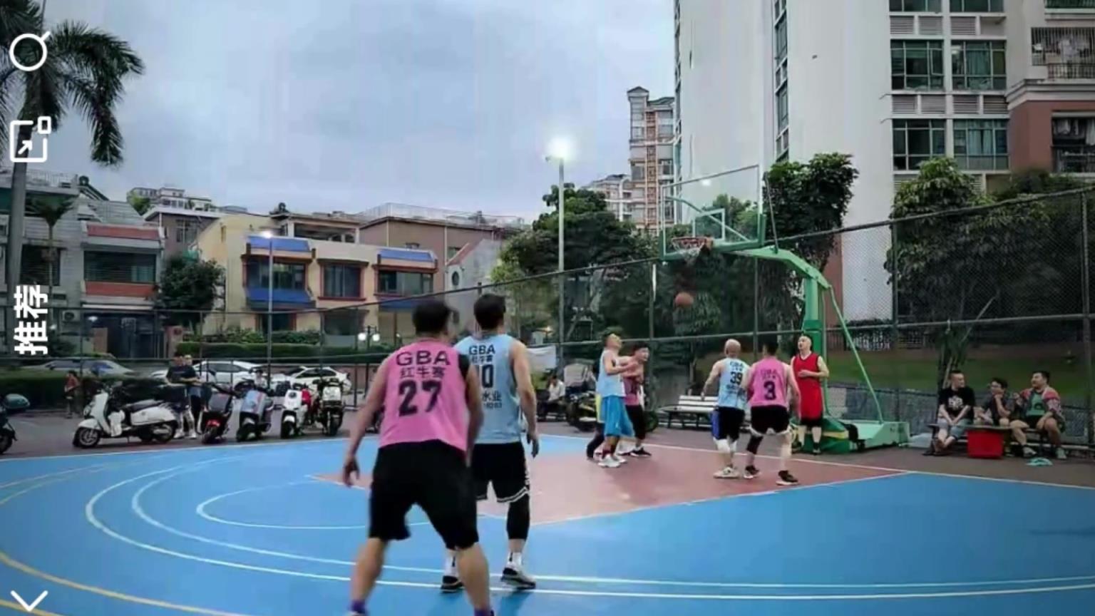 你們那進球不需要中圈發球？35秒21分 麥迪看了都要低頭
