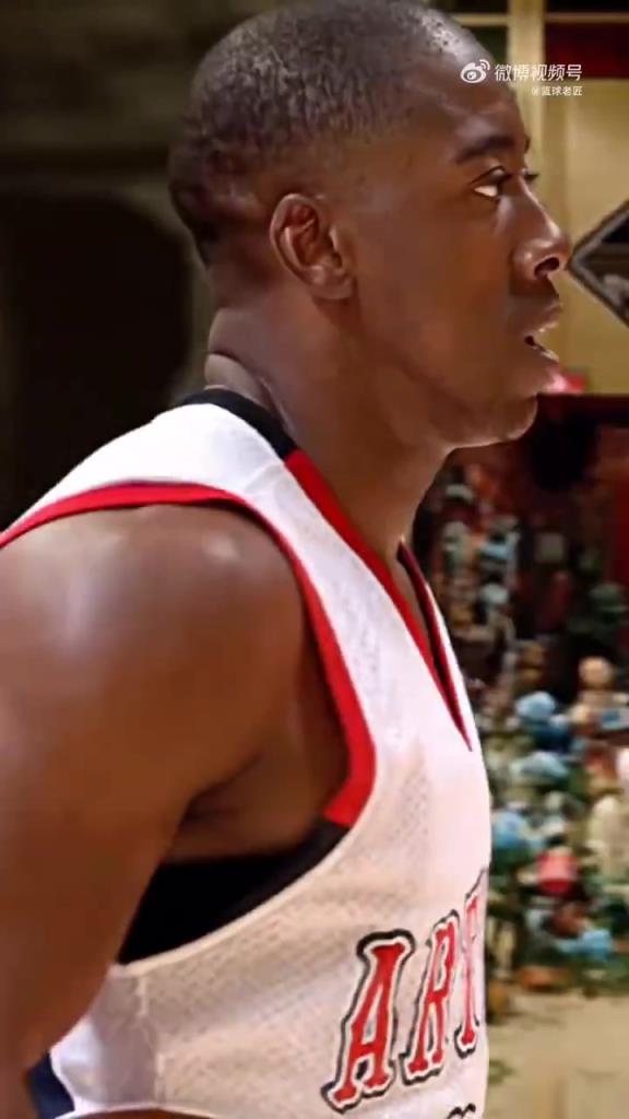 大胡子養(yǎng)成記!哈登顏值變化史,小登登不知不覺(jué)也變成老登了