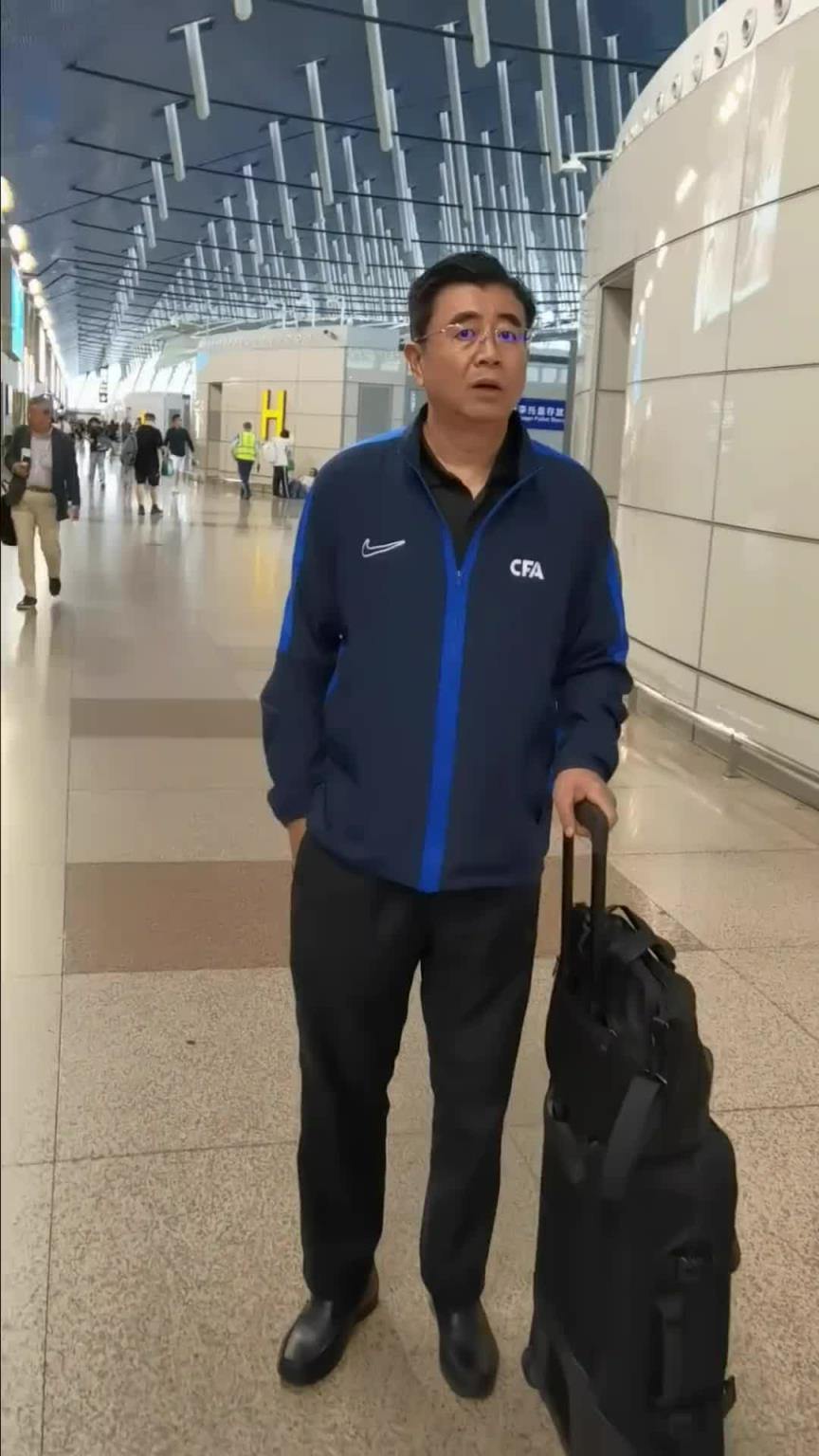 國足兵發雅加達，足協主席宋凱也將全程陪伴球隊