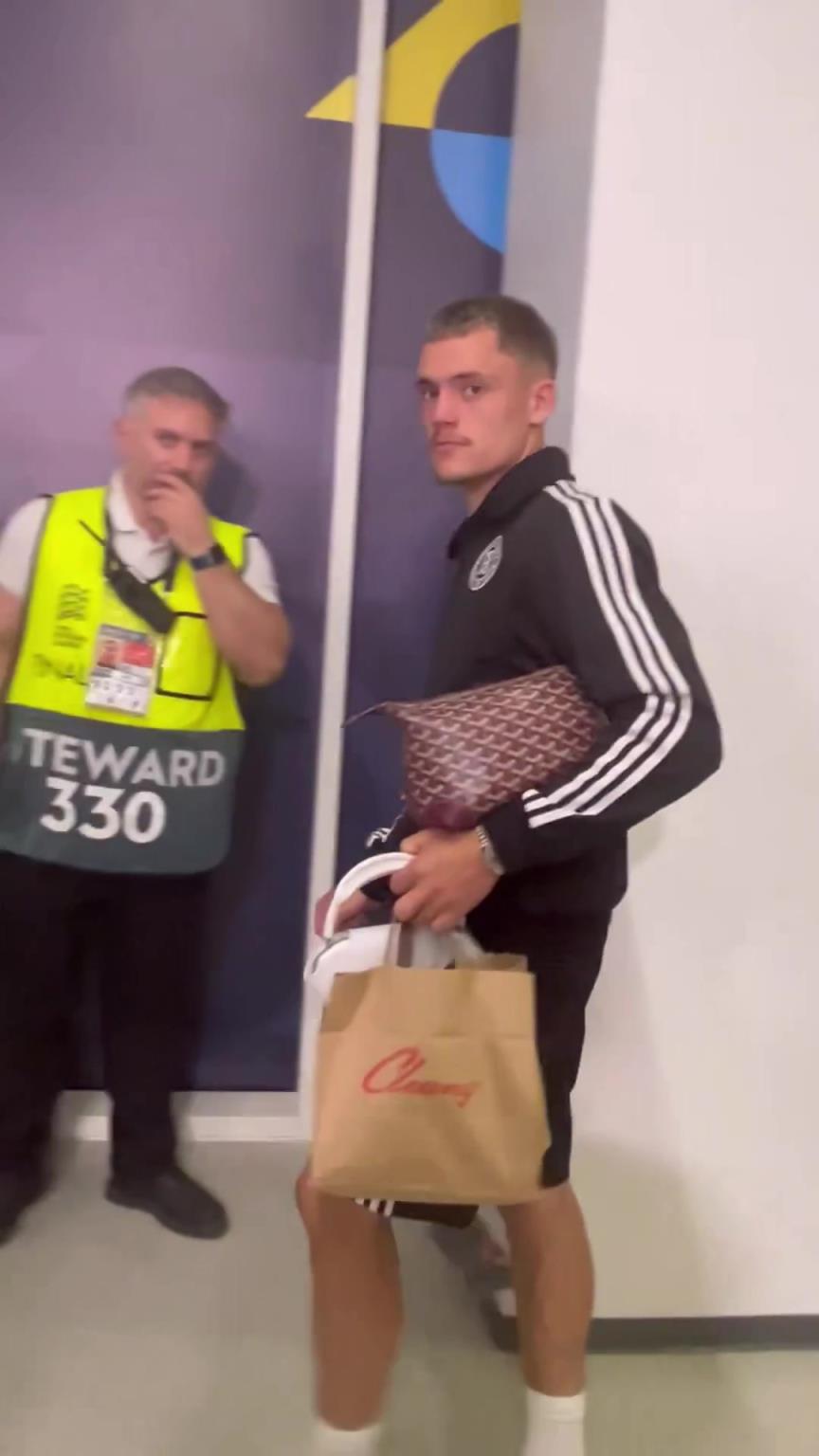 當被問及是否對加入利物浦感到興奮，維爾茨點頭回應