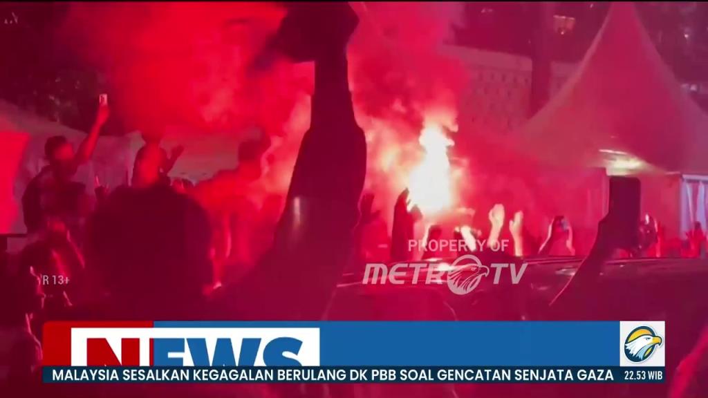 1-0戰勝國足??印尼全國陷入狂歡，球迷燃放煙花，像過年一樣