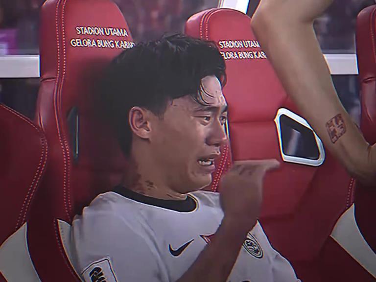 国足无缘世界杯！赛后胡荷韬痛哭不止