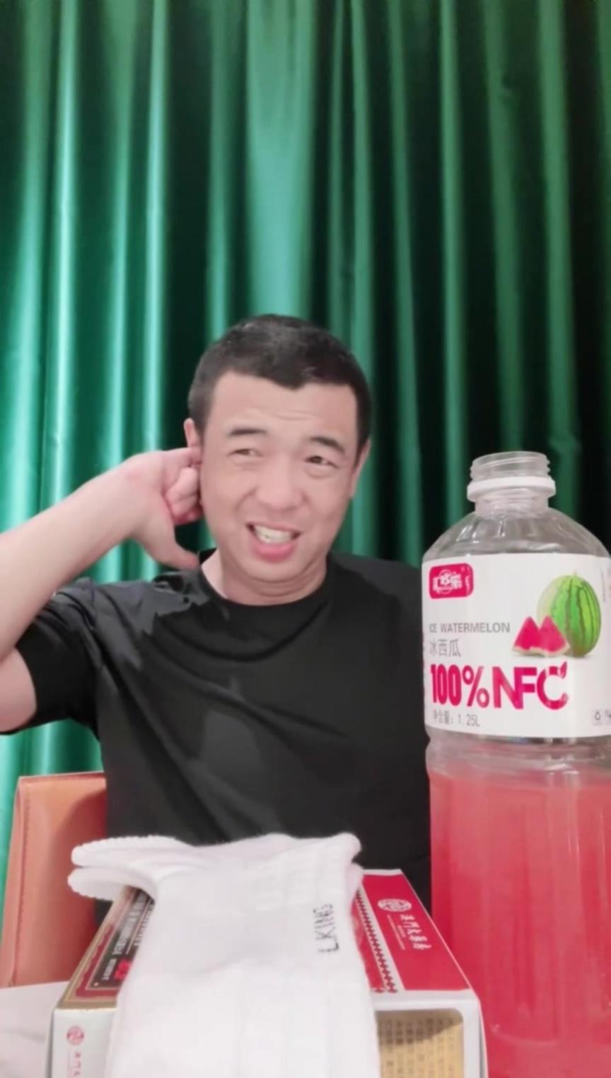 同意嗎?徐亮評國足vs巴林半場:這倆隊炒菜一個味——一坨!