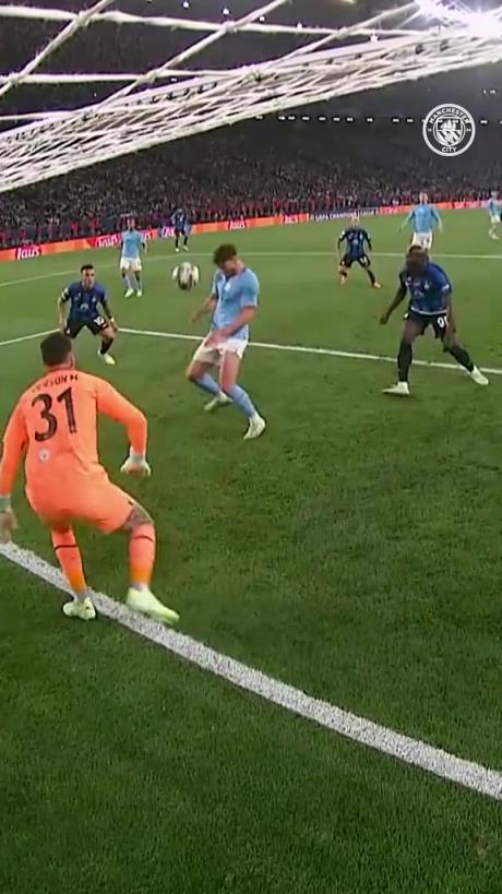 那時絕對的世界級中衛！魯本這一次快速反應，可是立了大功了！