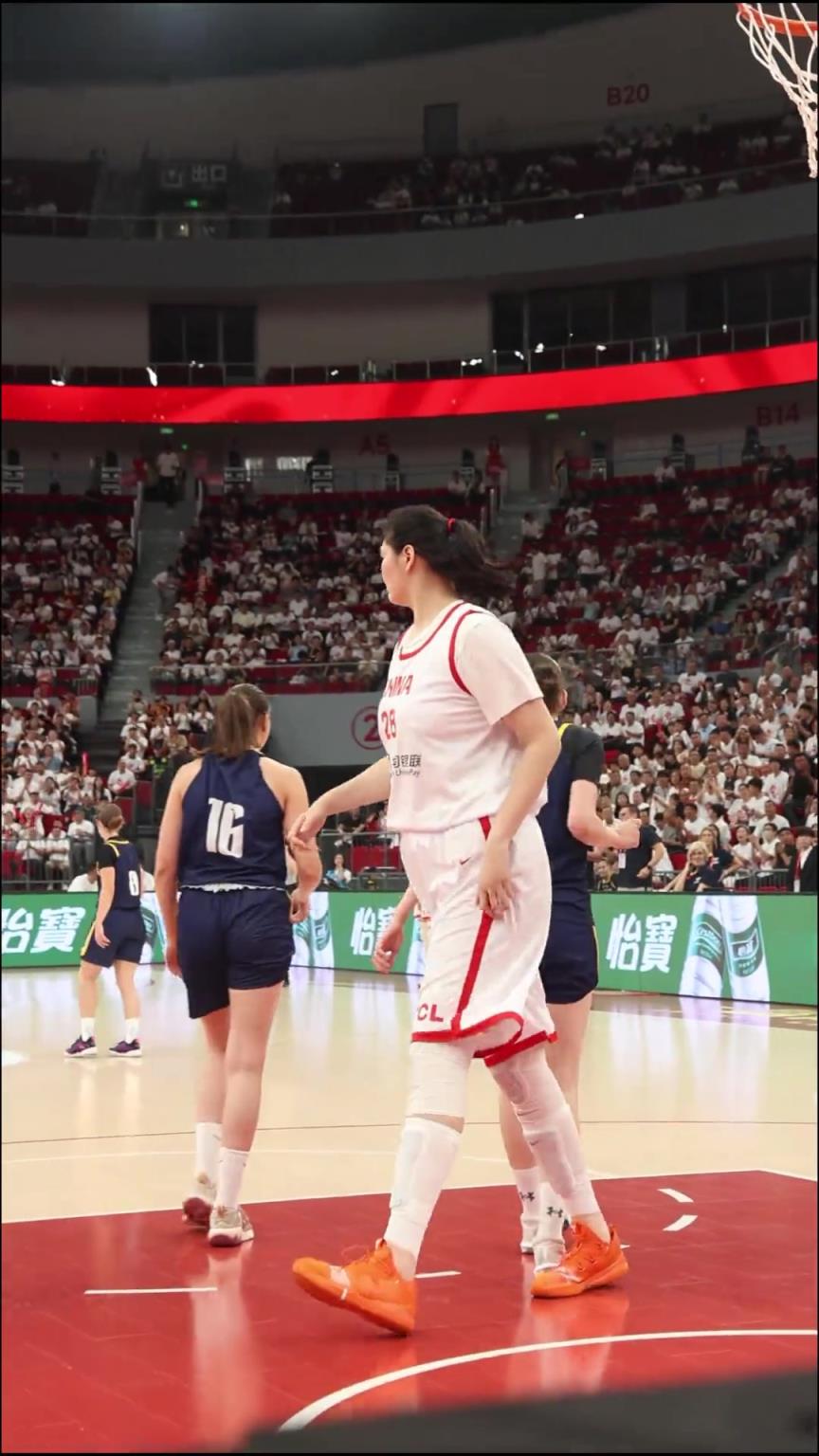 出場即得分！張子宇今晚迎來中國女籃國家隊首秀！