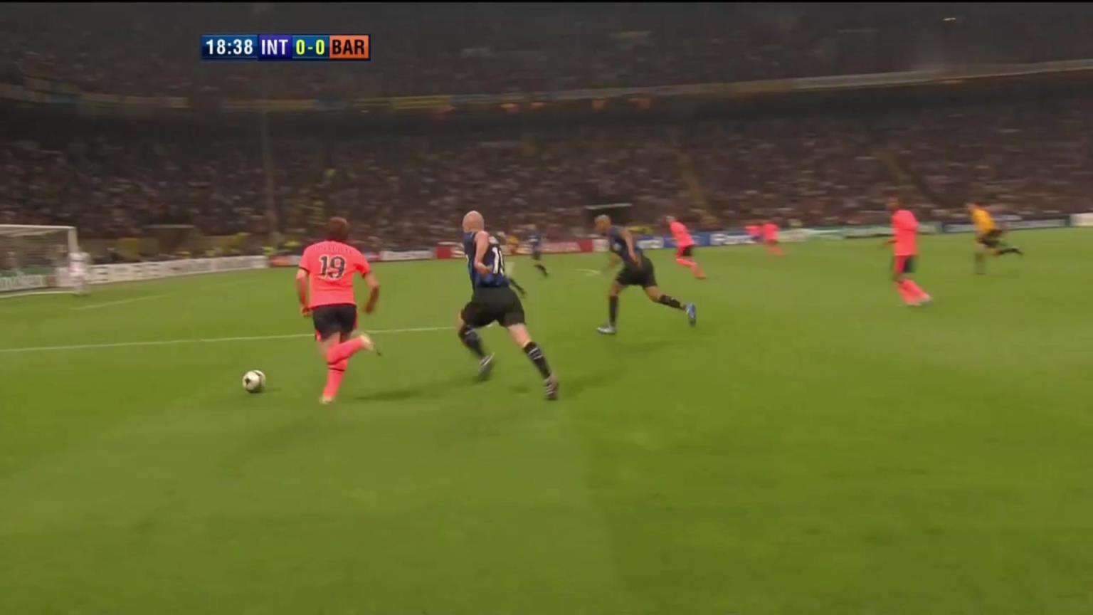 保衛(wèi)地球戰(zhàn)役！2010年歐冠經(jīng)典，國米3-1掀翻巔峰巴薩！