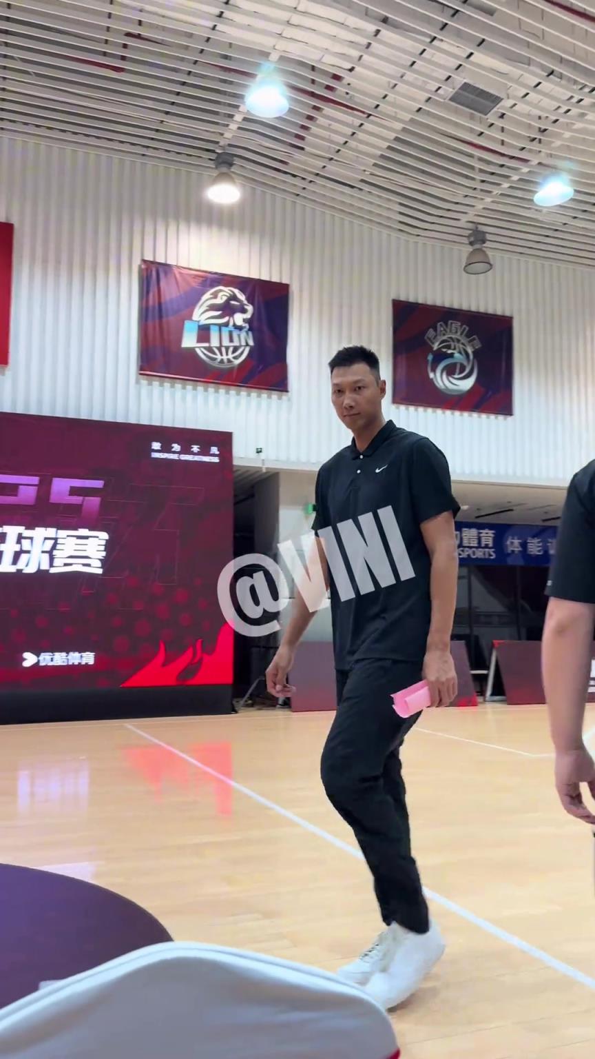 大哥好久不見！
